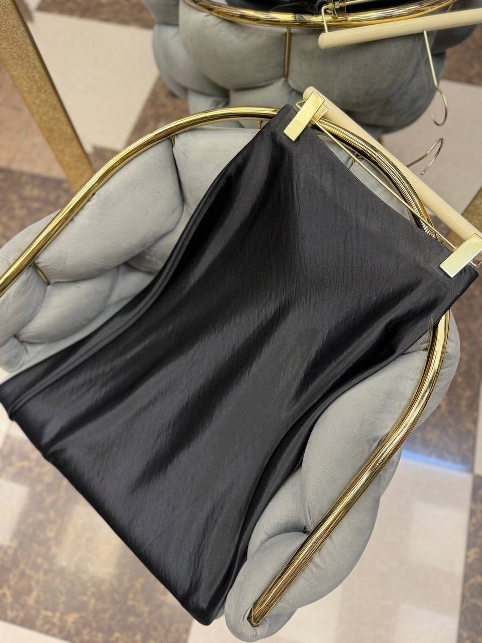 коричневая атласная юбка с разрезом toptop,атласная юбка миди,юбка атласная макси,атласная юбка,юбка