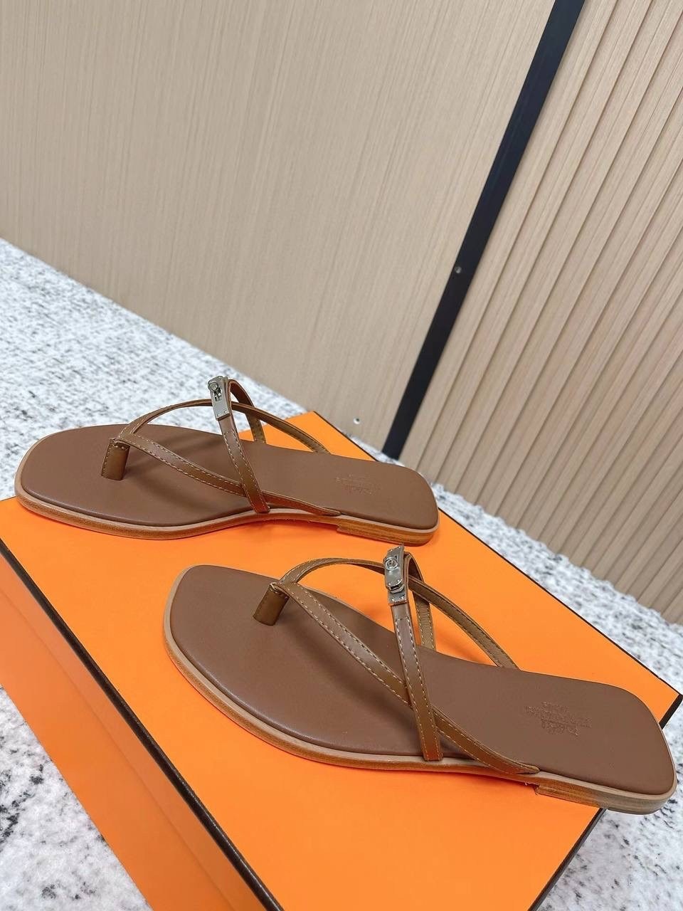 ,шлепанцы hermes,шлепки эрмес,шлепанцы женские,женские сандалии