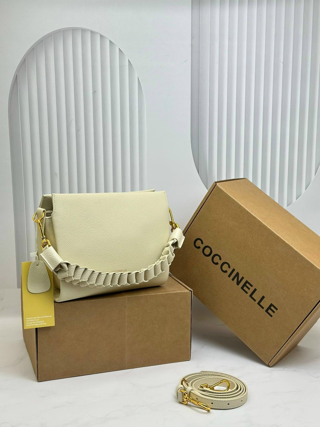 сумка coccinelle,сумка женская coccinelle,сумка,женская сумка,сумка женская coccinelle натуральная замша