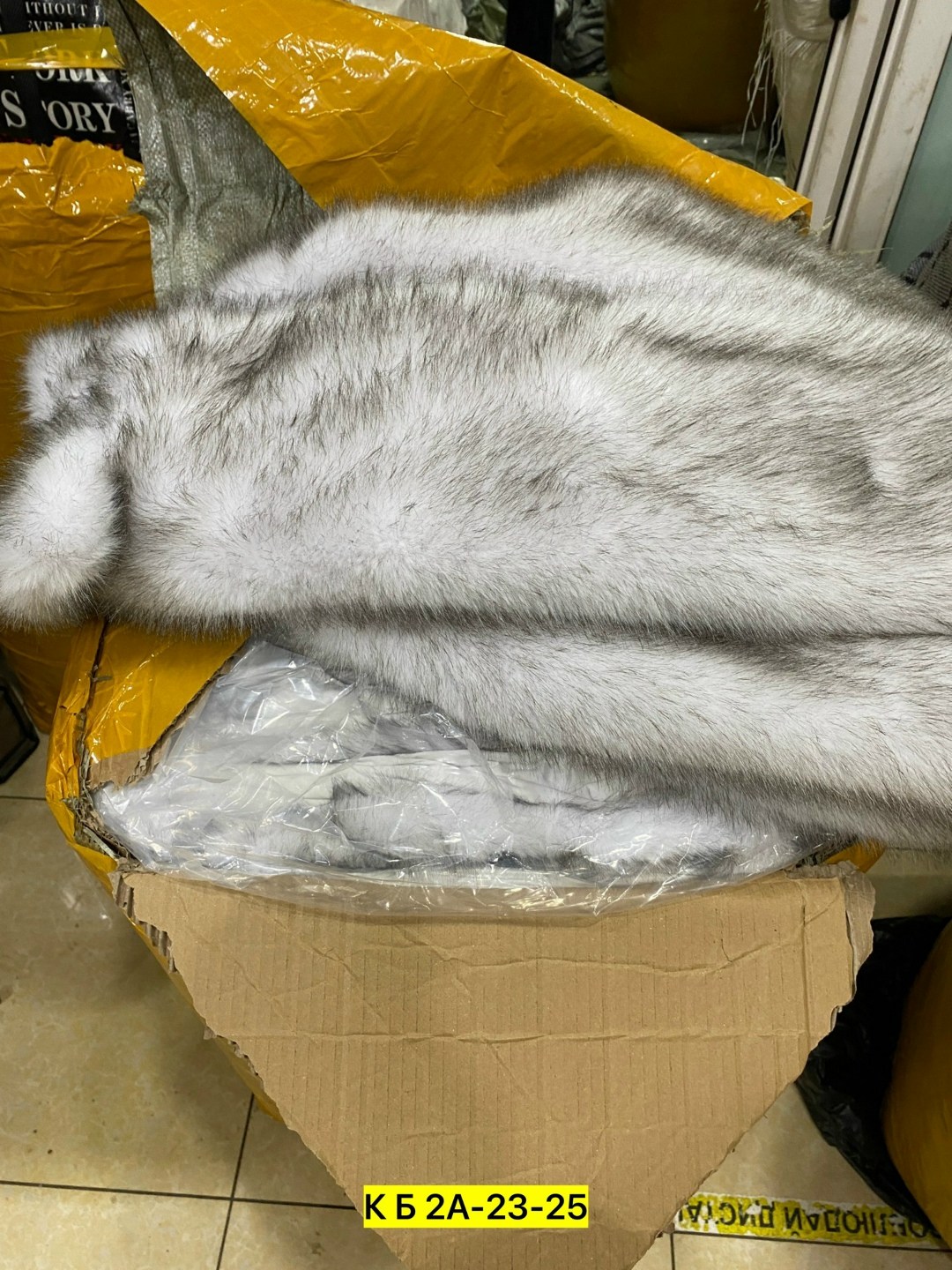 женская шуба,мода стиль,девушка в шубе,модная шуба