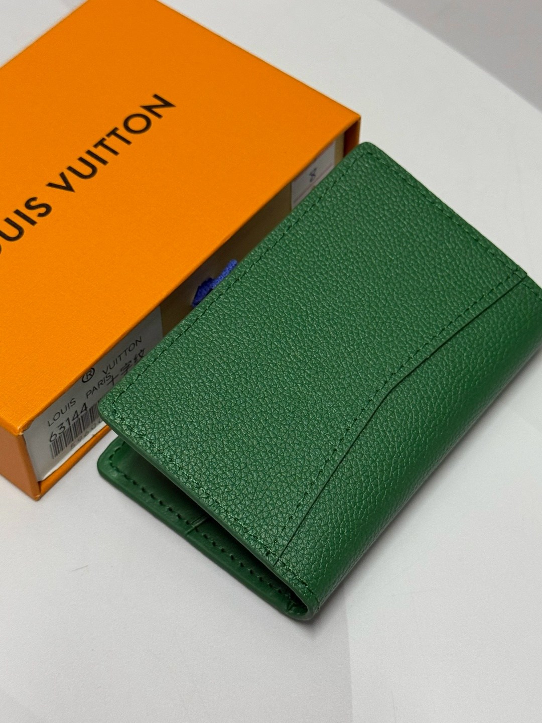 картхолдер louis vuitton,кошелек louis vuitton,обложка для паспорта louis vuitton,картхолдер луи виттон,мужские кошельки