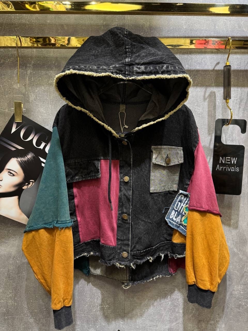 утепленная джинсовая куртка в стиле пэчворк с капюшоном mori kei,куртка джинсовая,утепленная джинсовая куртка в стиле пэчворк с капюшоном,куртка в стиле пэчворк,женская куртка джинсовая