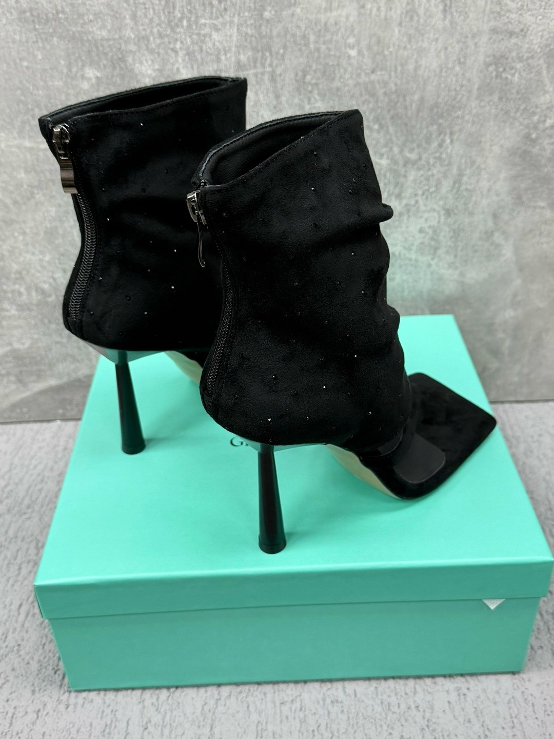 ,модные ботильоны,модная ,сапоги,босоножки на каблуках