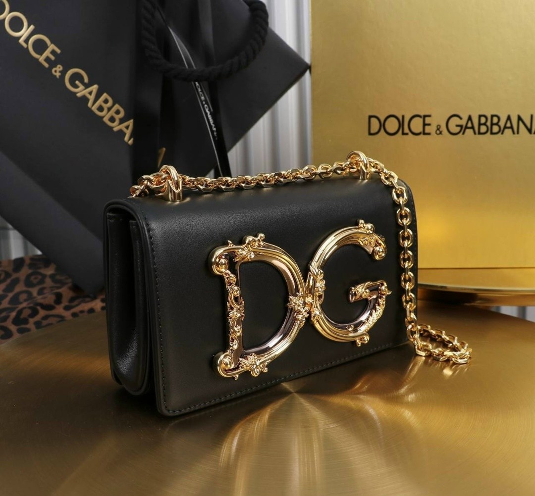 сумка дольче габбана,сумка dolce gabbana,черная сумка для телефона dg girls dolce&gabbana,сумка дольче габбана черная,черные женские сумки dolce & gabbana