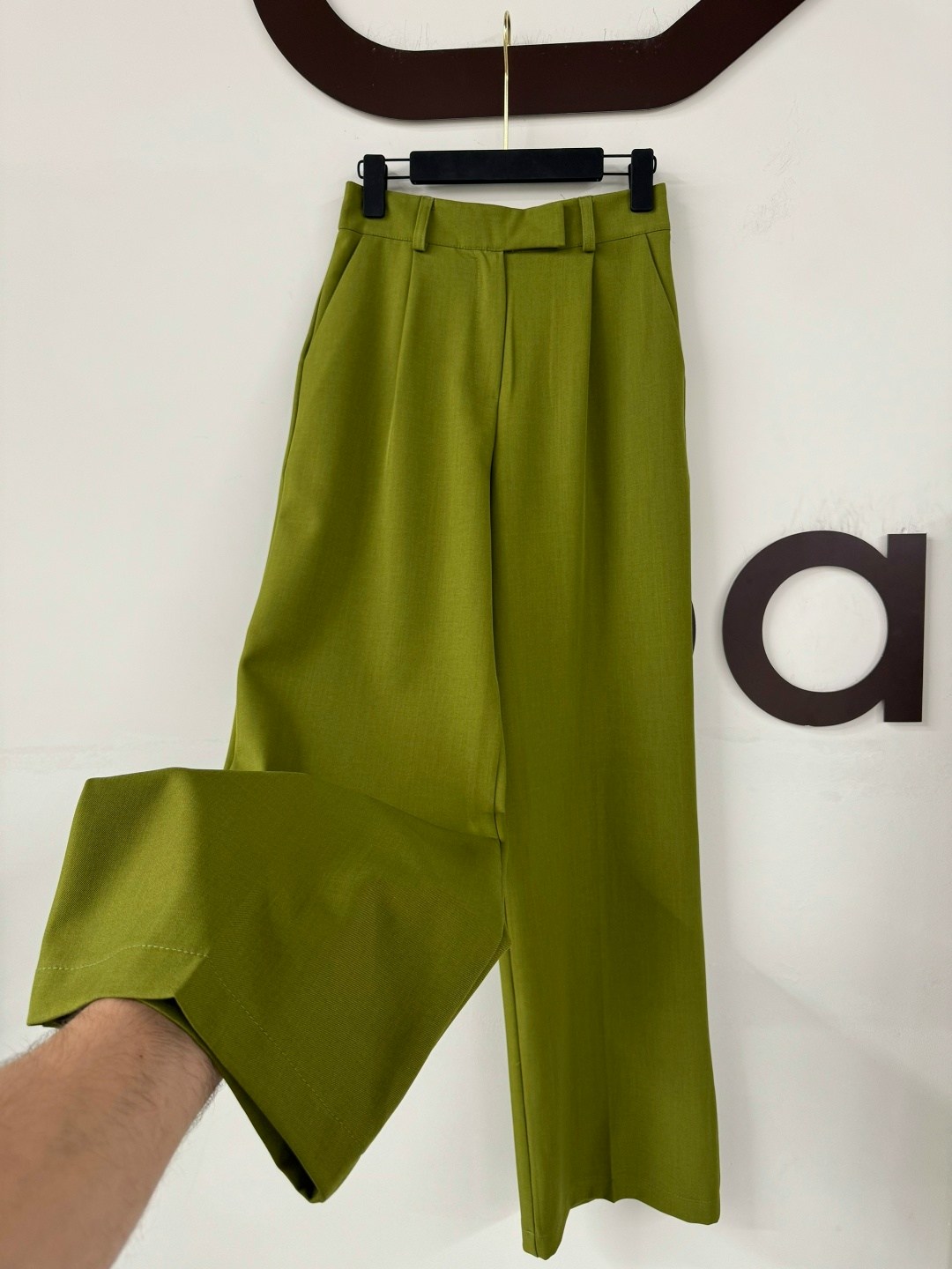 брюки модные,белые брюки,широкие брюки,брюки стильные