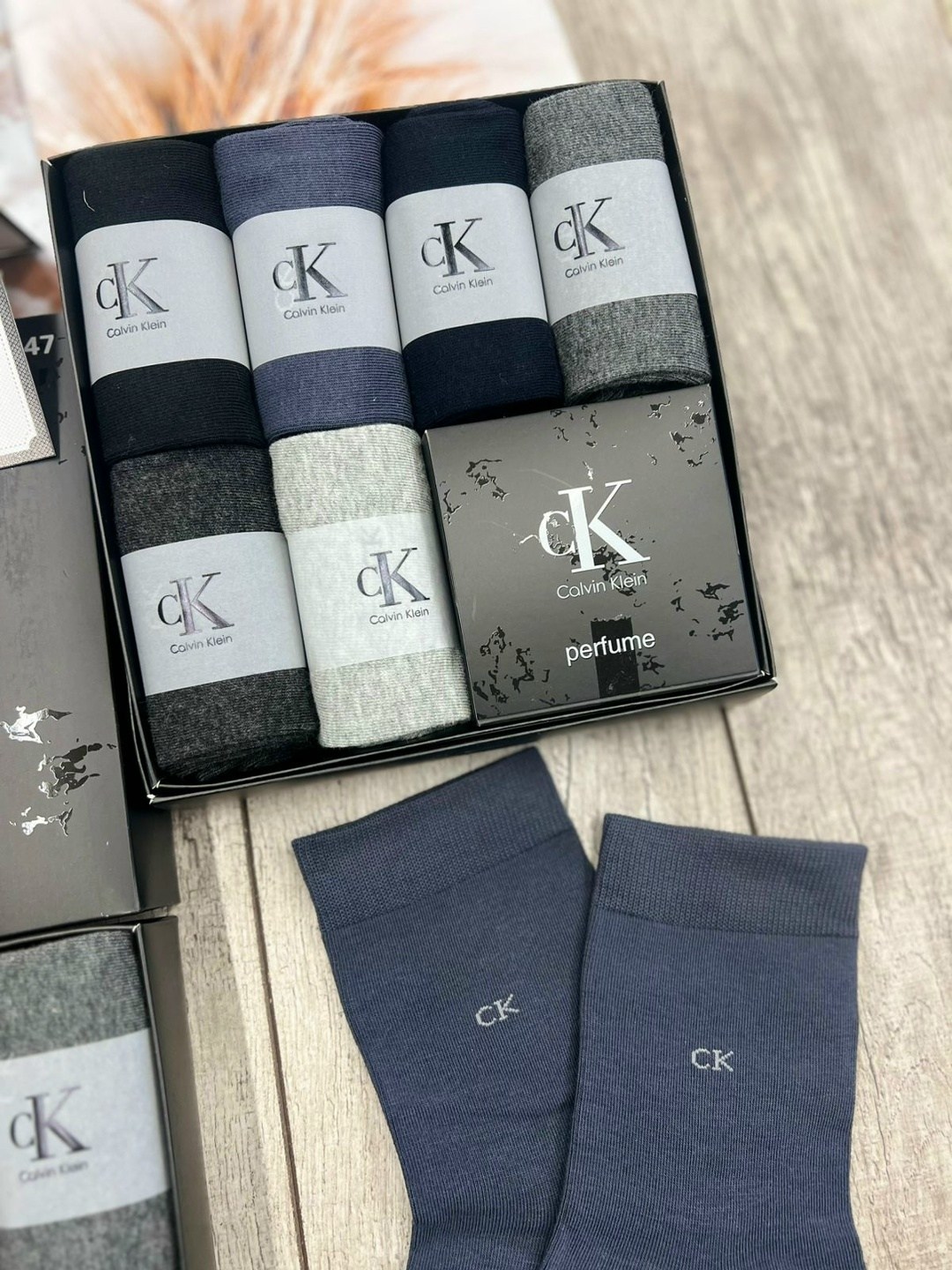 носки кельвин кляйн мужской,подарочный набор трусов для мужчины,набор мужских трусов,носки мужские подарочные,носки мужские