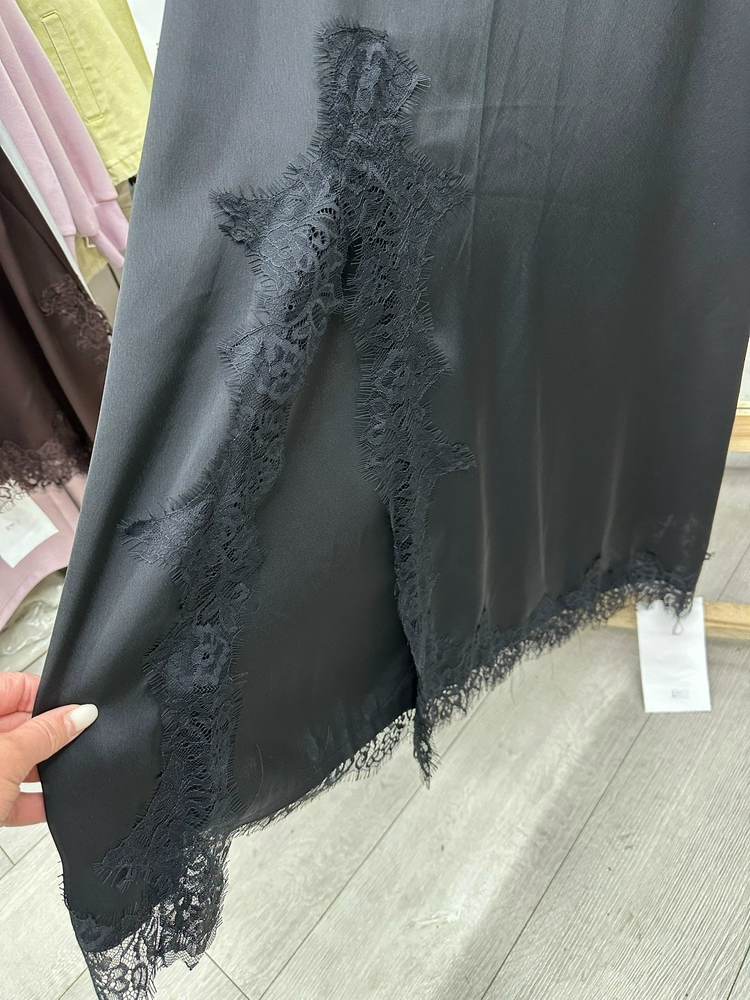 платье с кружевами,платье комбинация,шелковое платье комбинация,платье черное,шелковое платье с кружевами