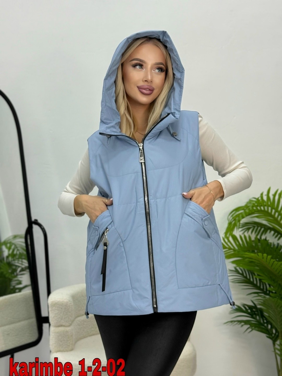 жилетка женская,жилетка с капюшоном,женские жилеты,жилет,жилет с капюшоном