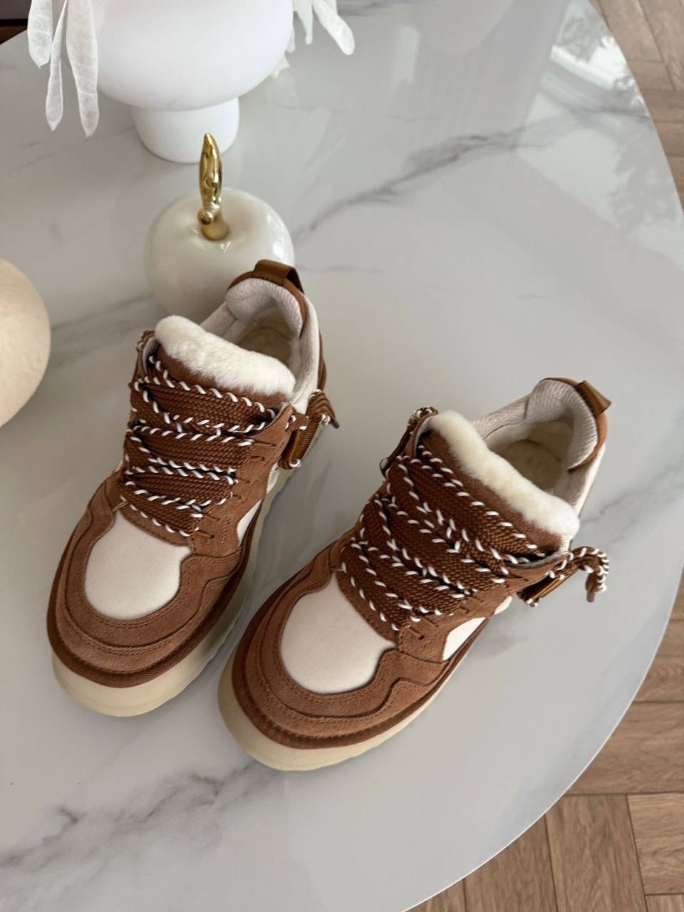 ,кроссовки ugg,угги ugg lowmel кроссовки зимние женские,меховые кроссовки, женская