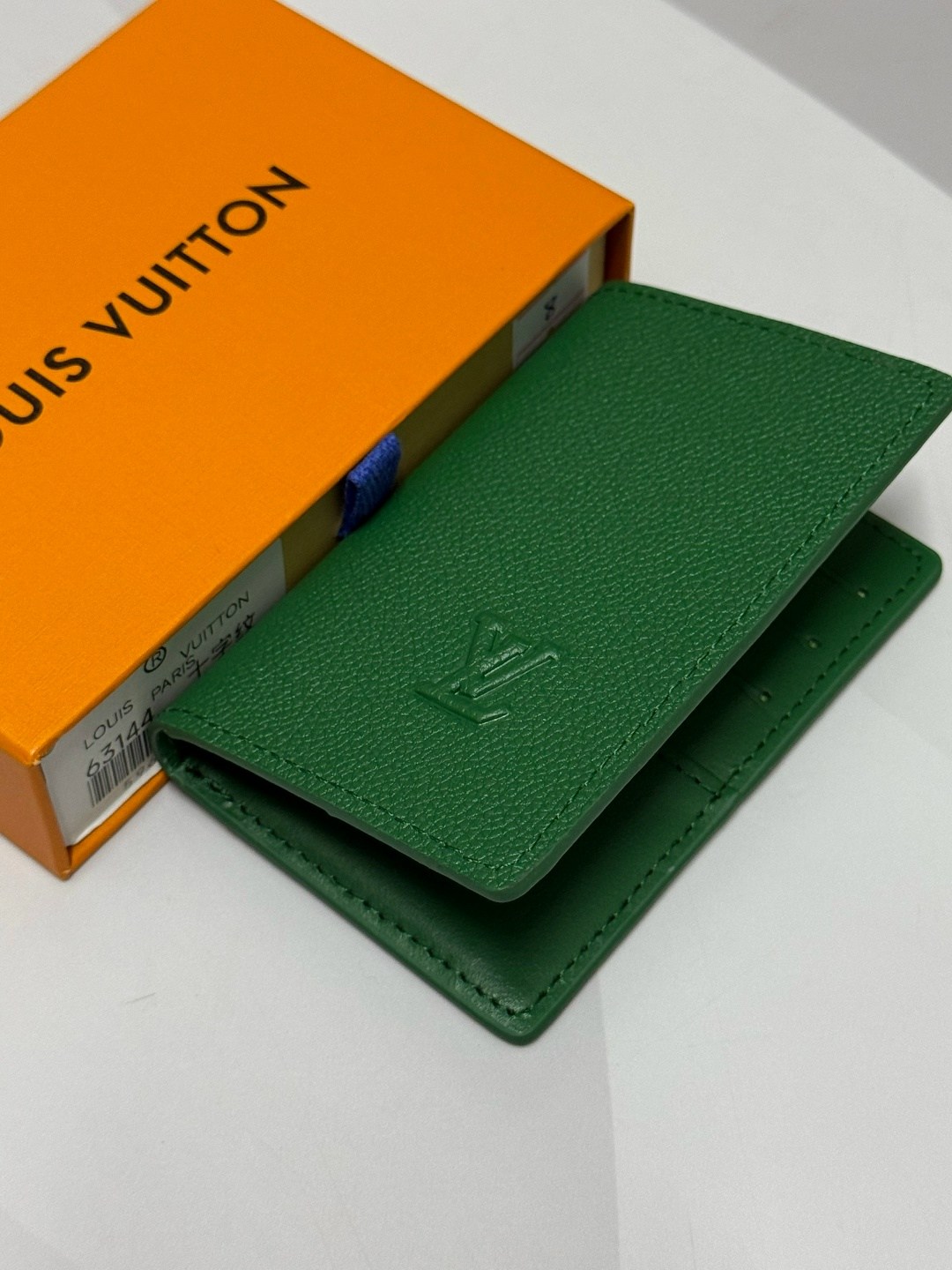 картхолдер louis vuitton,кошелек louis vuitton,обложка для паспорта louis vuitton,картхолдер луи виттон,мужские кошельки