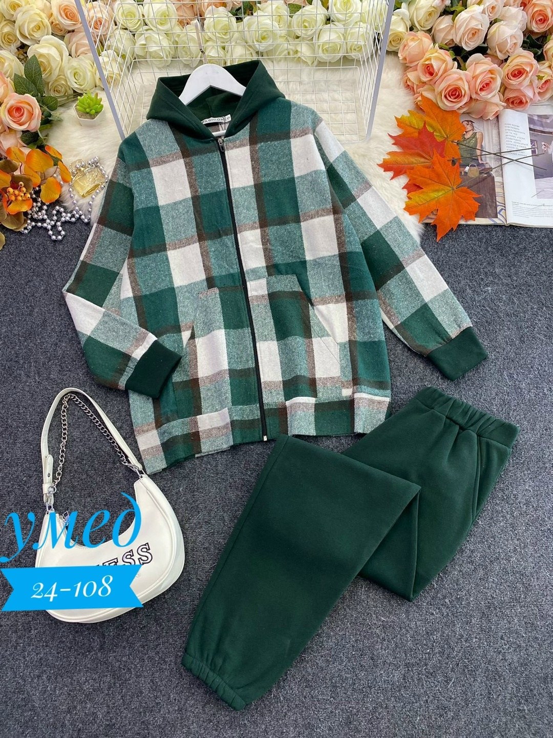 костюм двойка женский,женский костюм на флисе,костюм двойка кашемир,рубашка оверсайз в клетку с капюшоном,спортивный женский костюм двойка на флисе в клетку