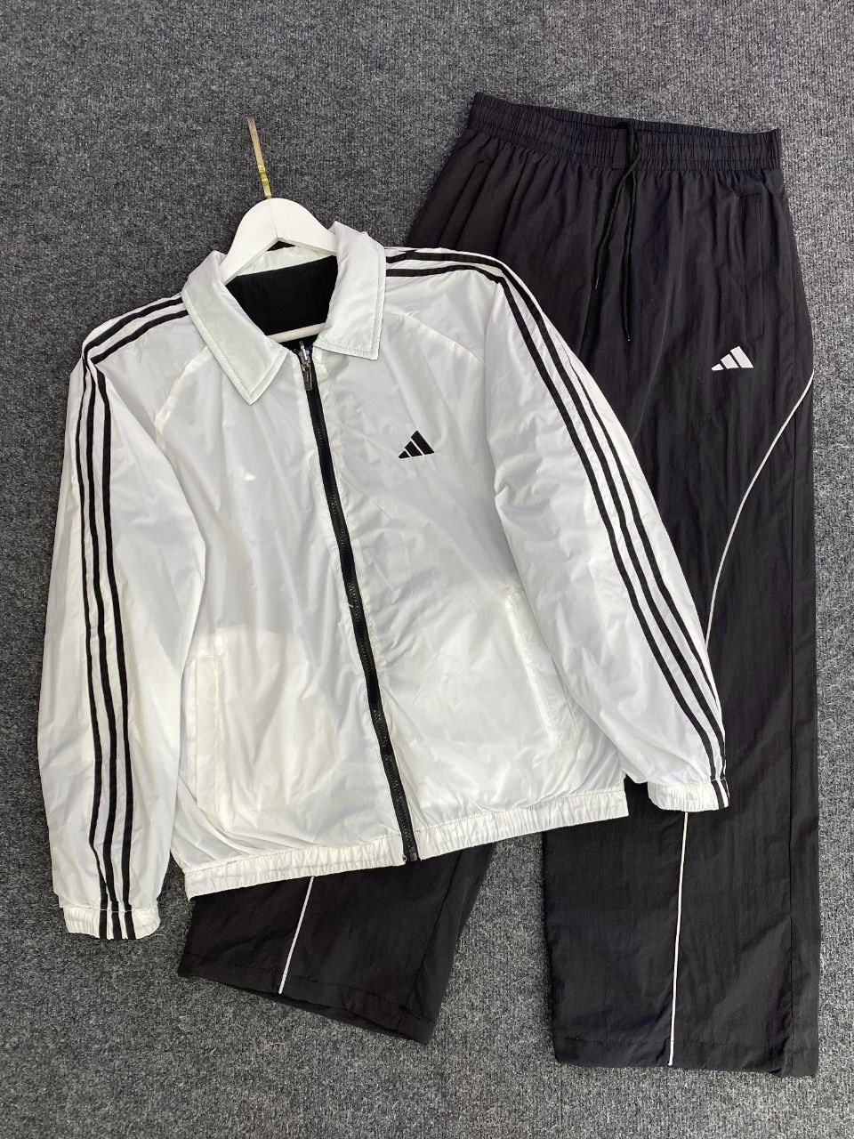 спортивный костюм adidas,спортивный костюм adidas 90х,костюм адидас 90е,спортивный костюм адидас,мужской спортивный костюм adidas