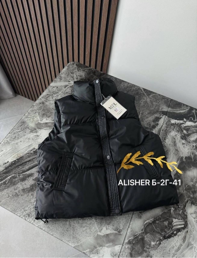 женские жилеты,жилетка женская,жилетка женская укороченная,женская верхняя одежда жилет,жилет