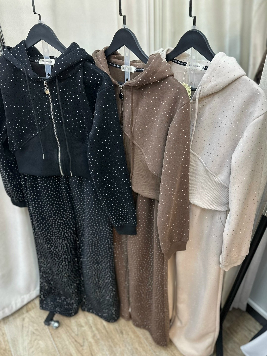 костюм женский,костюм женский модный мир,спортивный оверсайз костюм со стразами o.che 324106470,костюм стразы,спортивный костюм со стразами