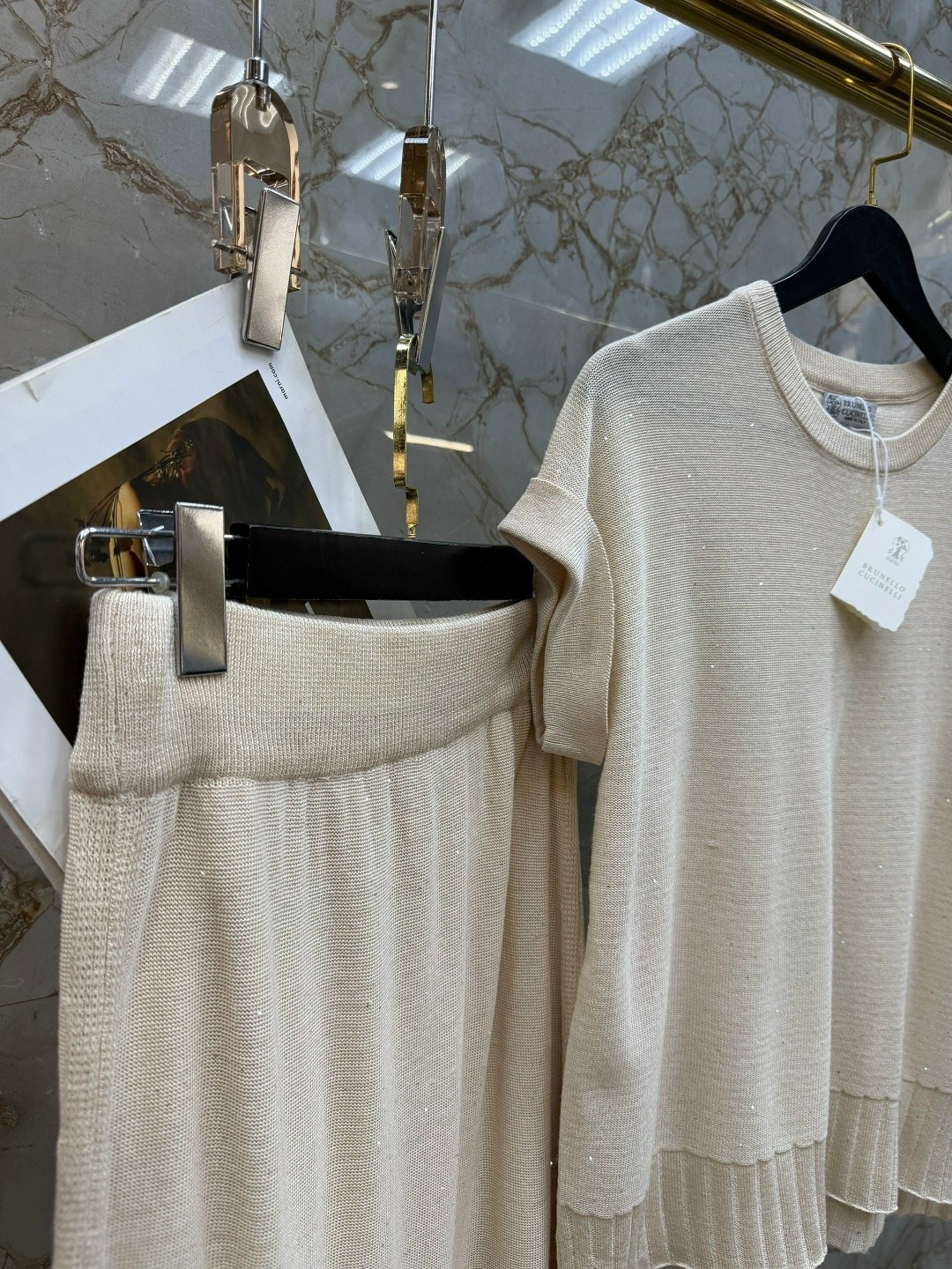 костюм с юбкой,вязаный костюм с юбкой,трикотажный костюм,кашемировый костюм с юбкой,трикотажные костюмы с юбкой