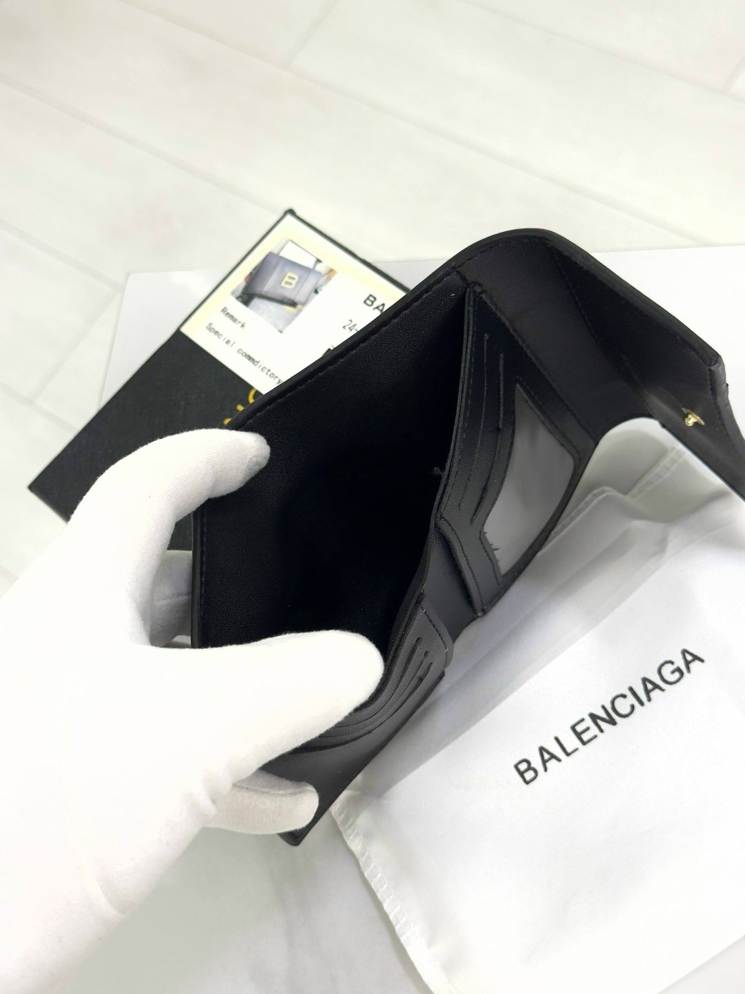 кошелек balenciaga,кошелек большой емкости из гладкой воловьей кожи в стиле balenciaga,кошелек женский balenciaga,кожаный кошелек balenciaga,кошелек баленсиага женские