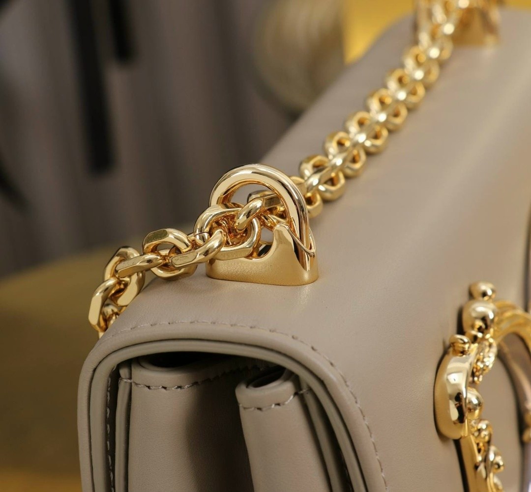 dolce gabbana сумка,дольче габбана сумка лого,dolce gabbana женские,сумка дольче габбана,сумка dolce gabbana xx anniversary