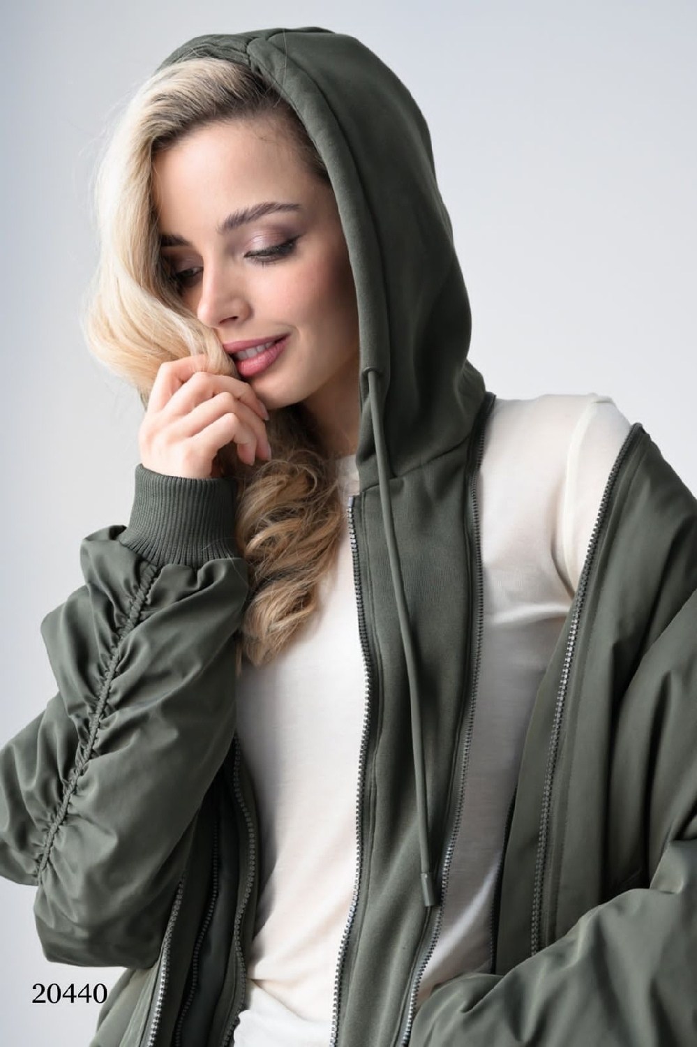 женская куртка бомбер,куртка бомбер,куртка бомбер оверсайз stpn wear,демисезонная куртка,куртка бомбер оверсайз