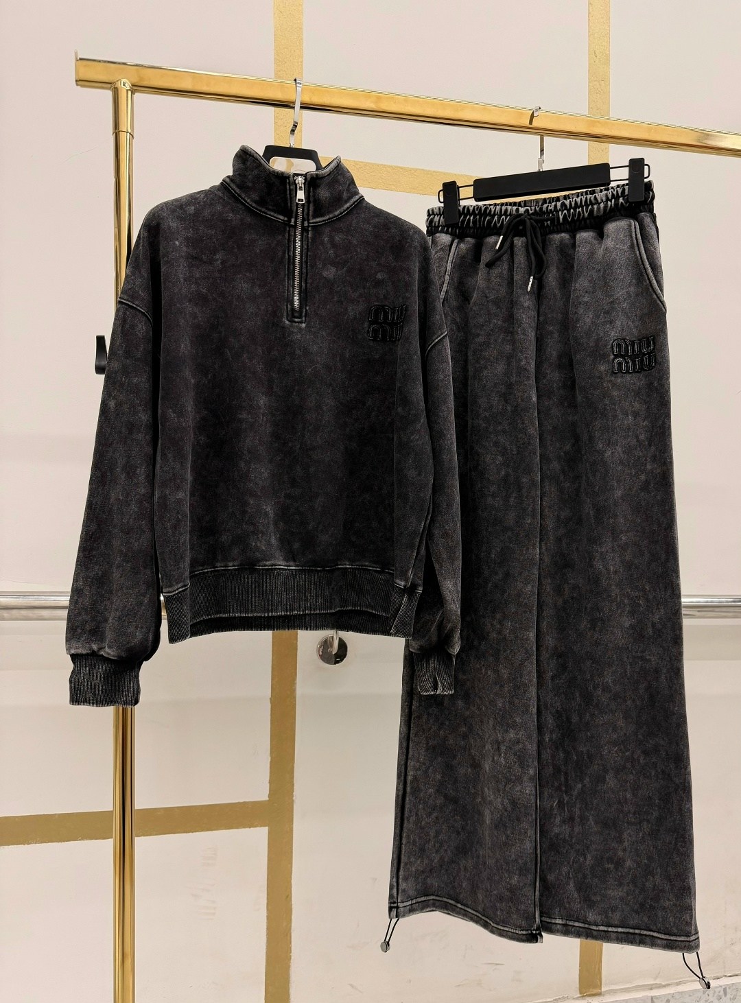 костюм спортивный велюровый,женский спортивный костюм,велюровый костюм женский,костюм женский,костюм велюровый