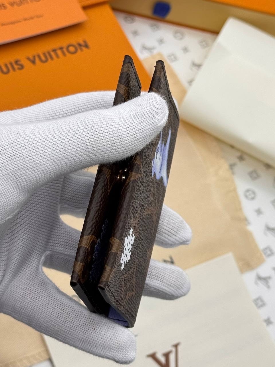 обложка на паспорт louis vuitton,louis vuitton картхолдер,кошелек louis vuitton,портмоне кошелек louis vuitton,кошелек женский луи виттон
