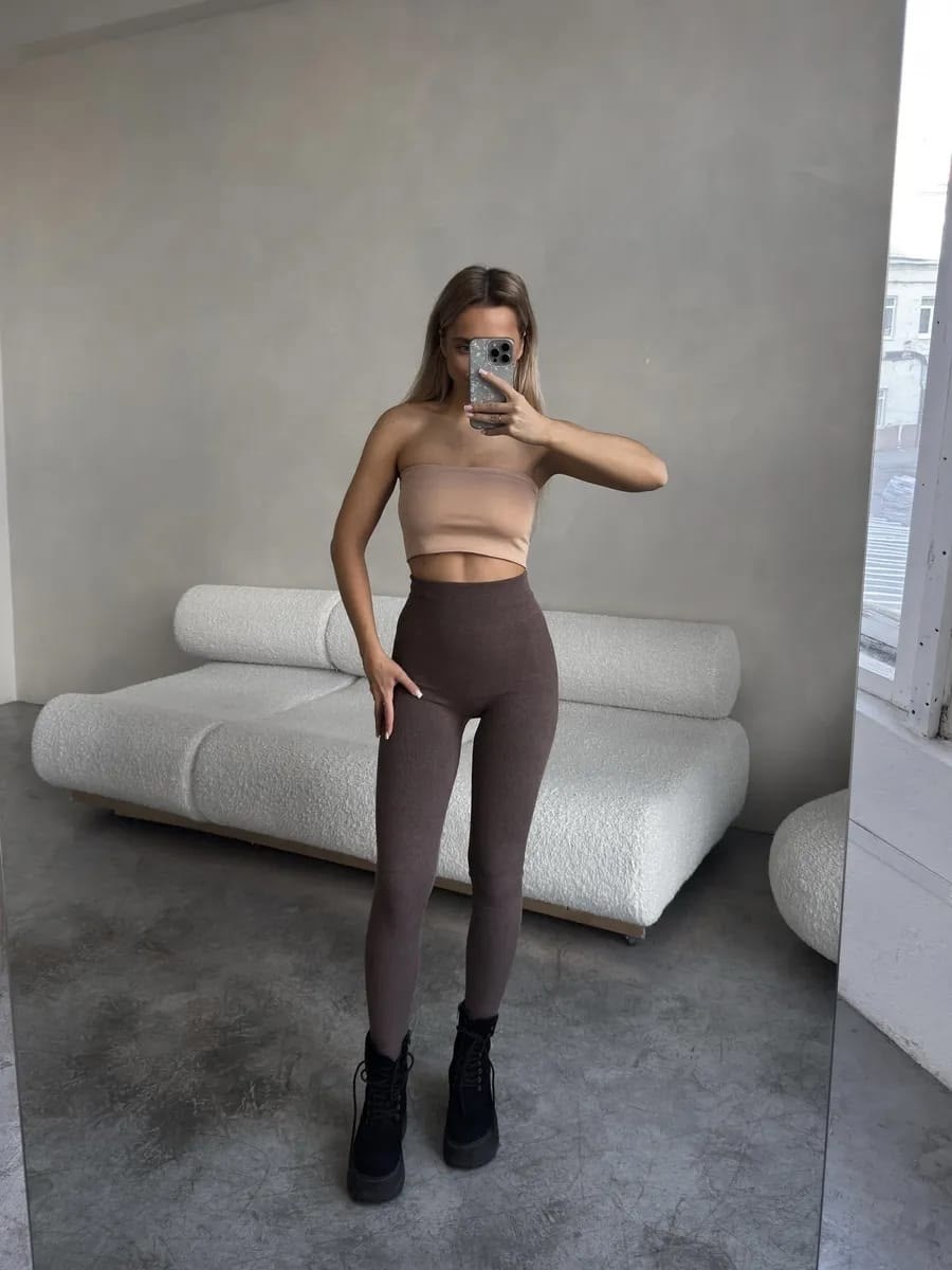 женская модная куртка,белые куртки,бежевый пуховик,куртка пуховик,зимний стиль одежды