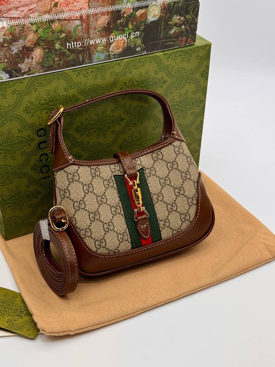 сумка gucci,сумка gucci jackie,сумки,сумка гуччи,сумка женская gucci