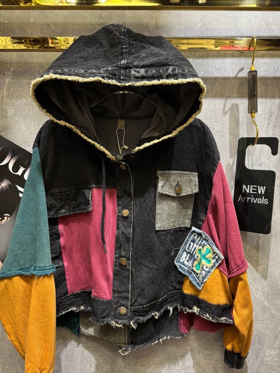 утепленная джинсовая куртка в стиле пэчворк с капюшоном mori kei,куртка джинсовая,утепленная джинсовая куртка в стиле пэчворк с капюшоном,куртка в стиле пэчворк,женская куртка джинсовая