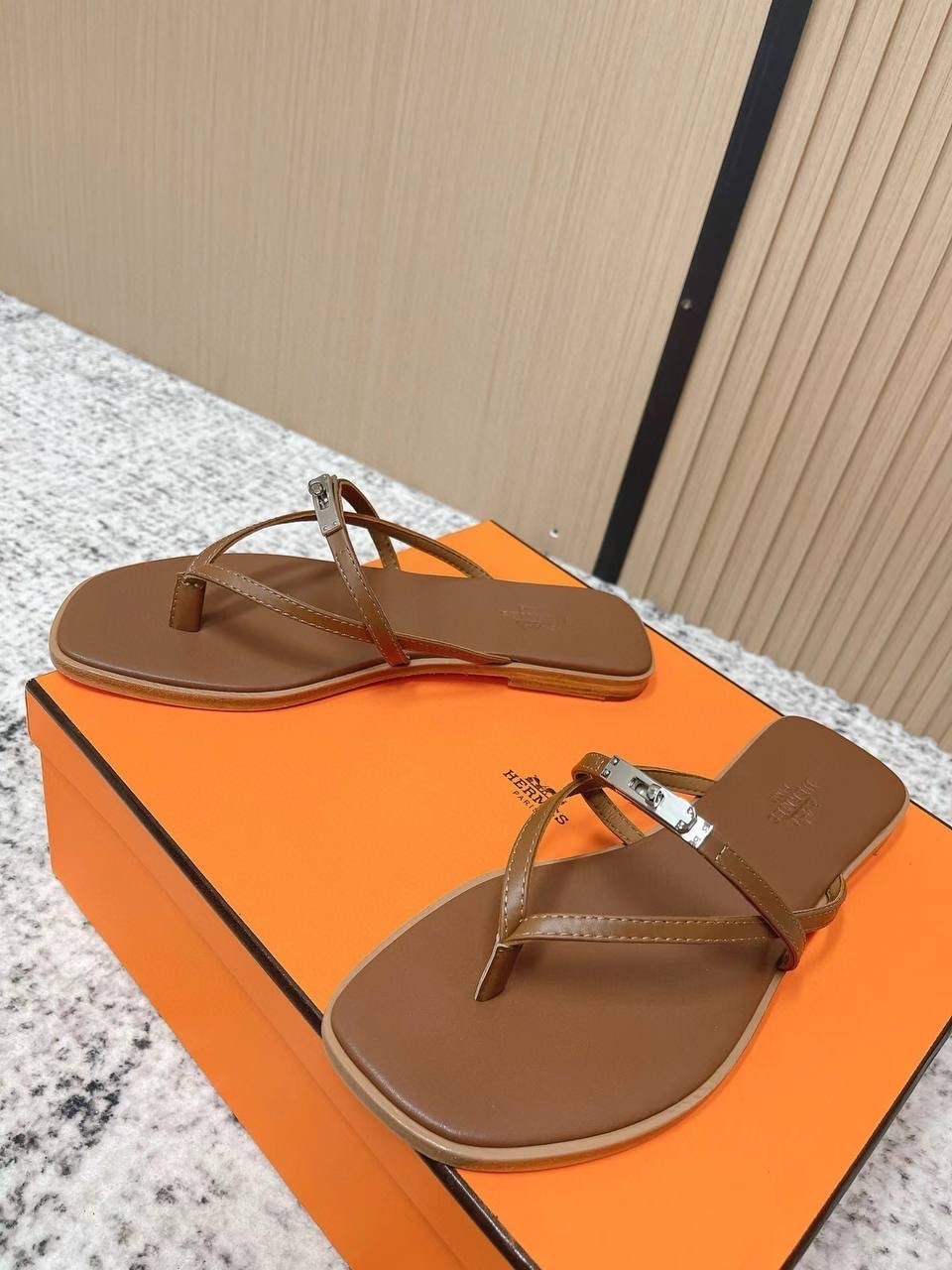 ,шлепанцы hermes,шлепки эрмес,шлепанцы женские,женские сандалии