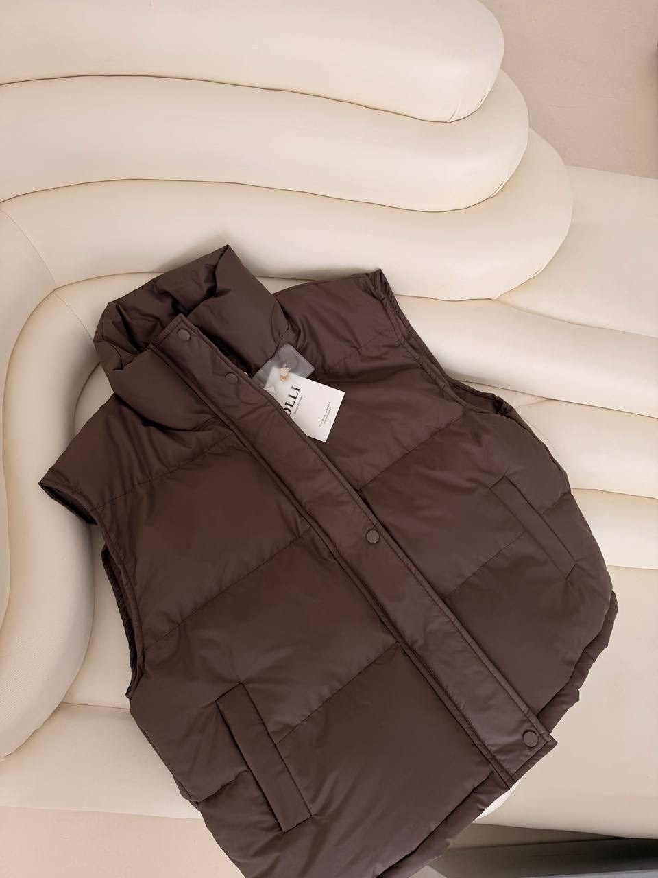 жилетка женская,жилет теплый,жилетка,стильная жилетка,жилетка укороченная