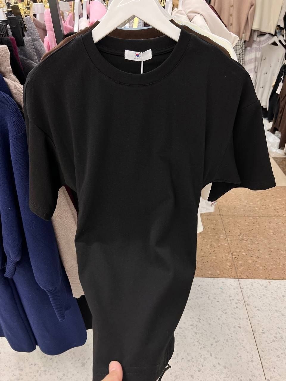 футболка шоколадного цвета,футболка базовая,женская футболка,футболка,коричневая футболка