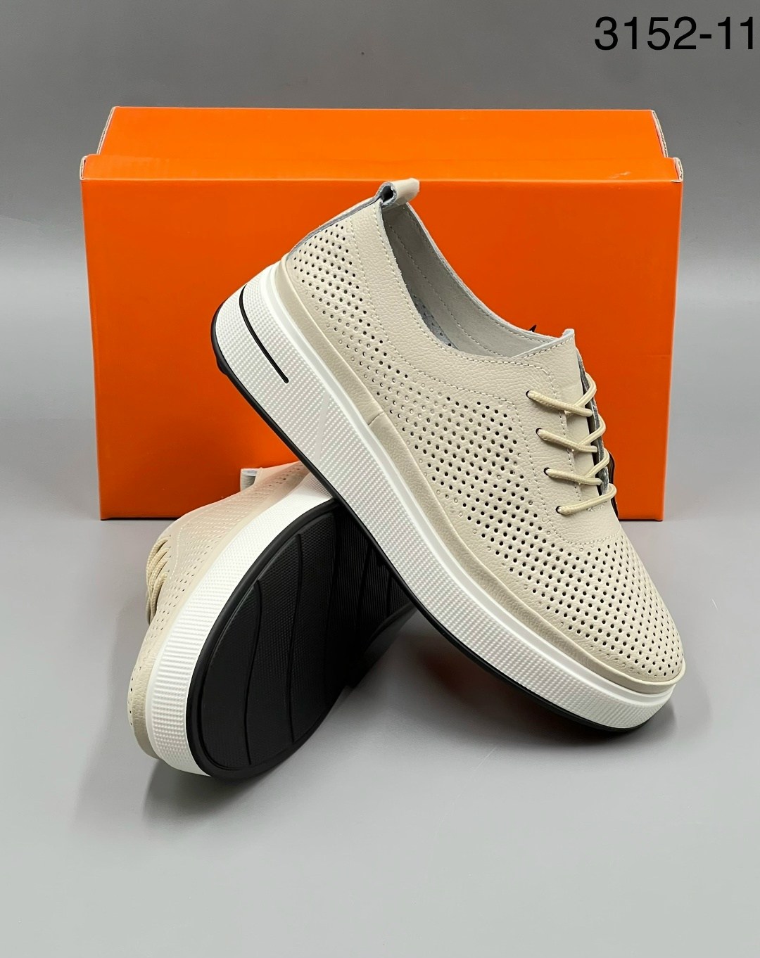 ,женская ,мокасины с перфорацией,обуви,женские полуботинки