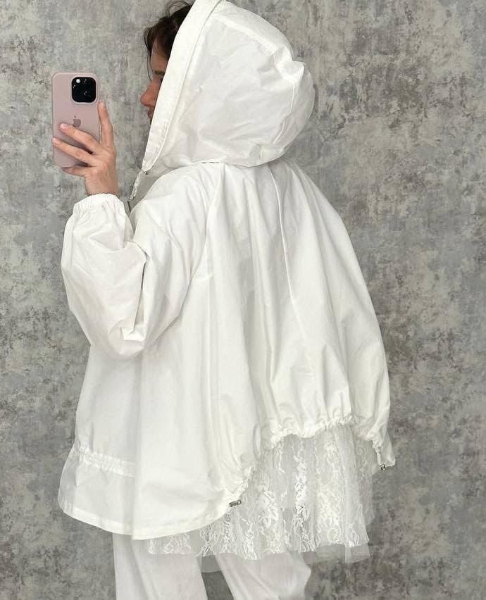 куртка женская белая,легкая куртка,белая куртка,женская куртка,женская ветровка