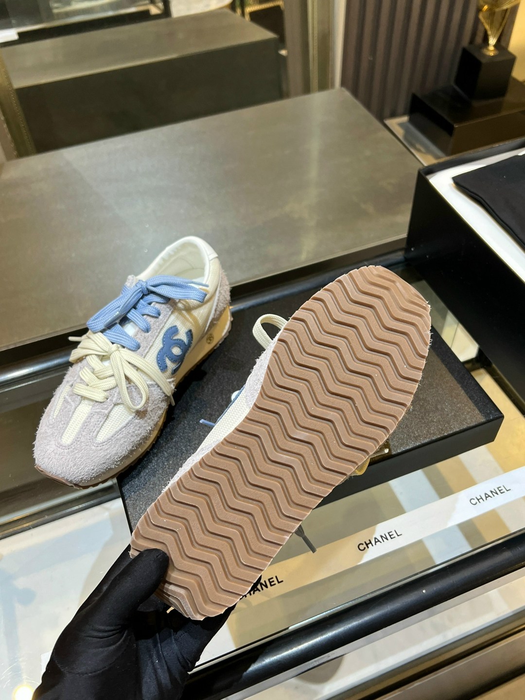 ,кроссовки chanel,кроссовки женские chanel,кроссовки шанель женские,кроссовки шанель голубые