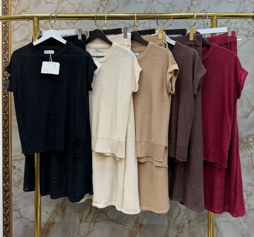 костюм с юбкой трикотажный теплый,женский костюм brunello cucinelli,трикотажный костюм с юбкой,костюм с юбкой,костюм с джемпером и юбкой
