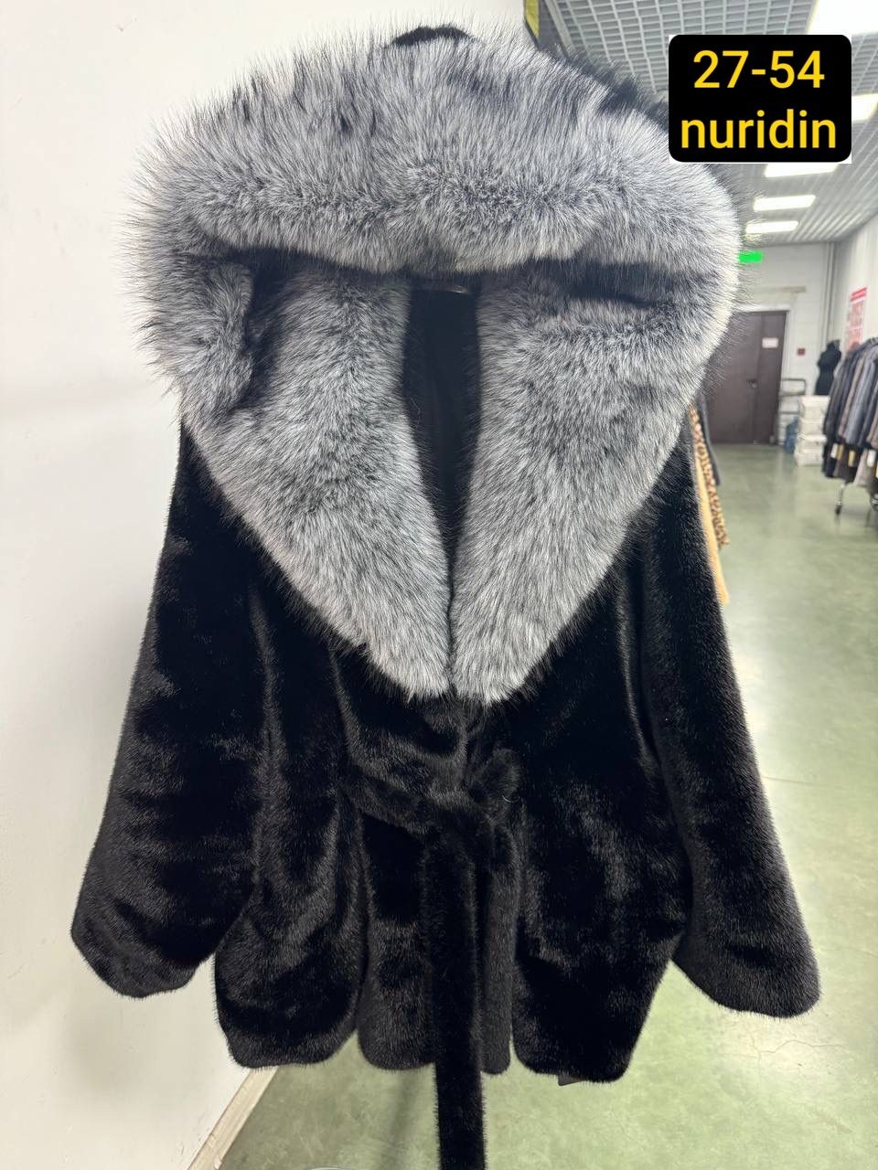 шуба норковая с капюшоном из чернобурки,эко шубки под норку с капюшоном,шубка из меха европейской норки с капюшоном из меха чернобурки,шубка из меха европейской норки с капюшоном из меха чернобурой,шу