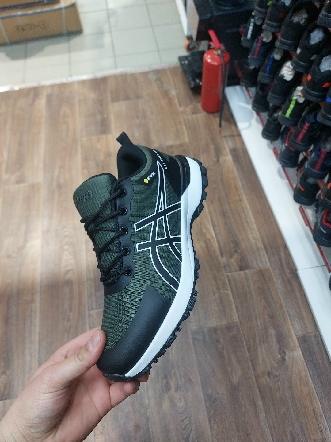 кроссовки черные адидас гортекс,кроссовки adidas,adidas мужские кроссовки,кроссовки адидас мужские,кроссовки adidas terrex