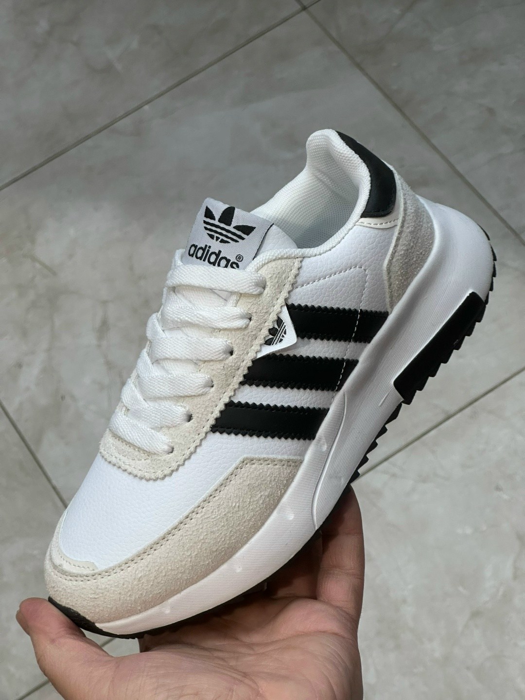 кроссовки женские adidas,кроссовки adidas,кроссовки adidas retropy,адидас кроссовки ретропи,кроссовки мужские adidas