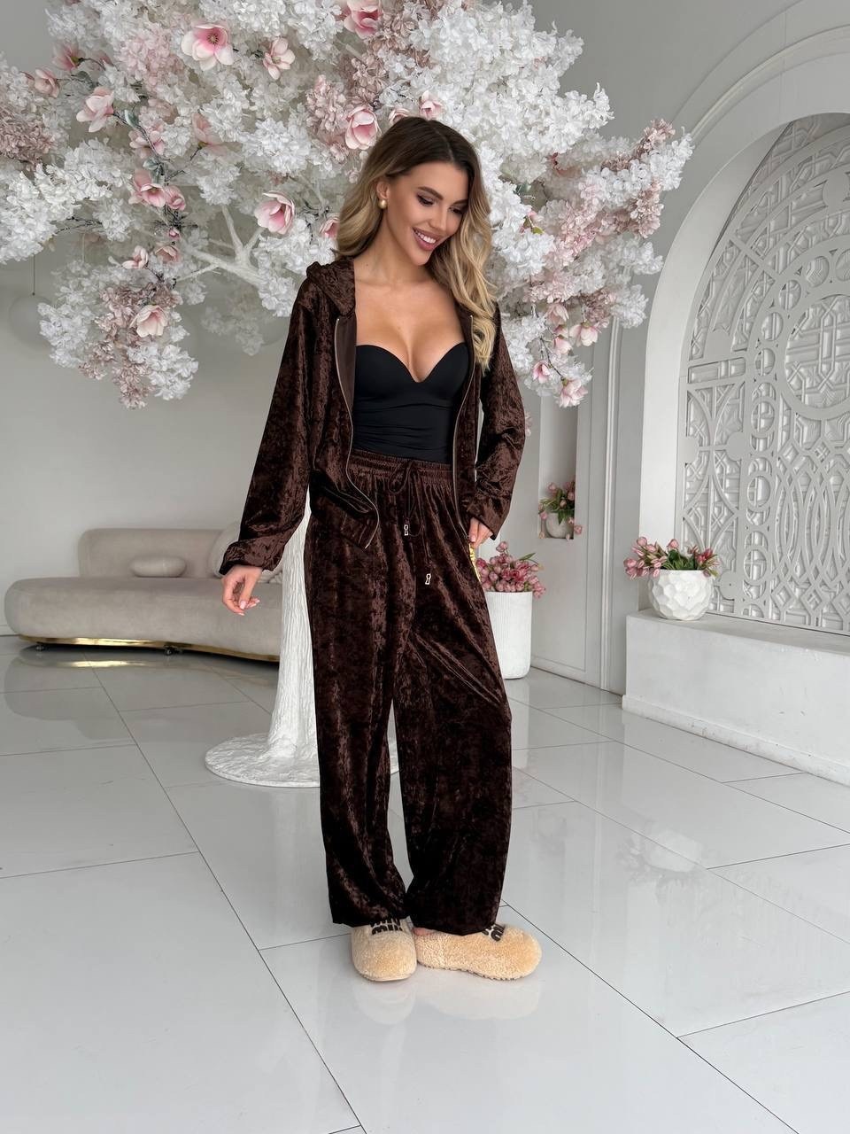 костюм велюровый,бархатный костюм,костюм женский велюровый,костюм женский,костюм спортивный велюровый