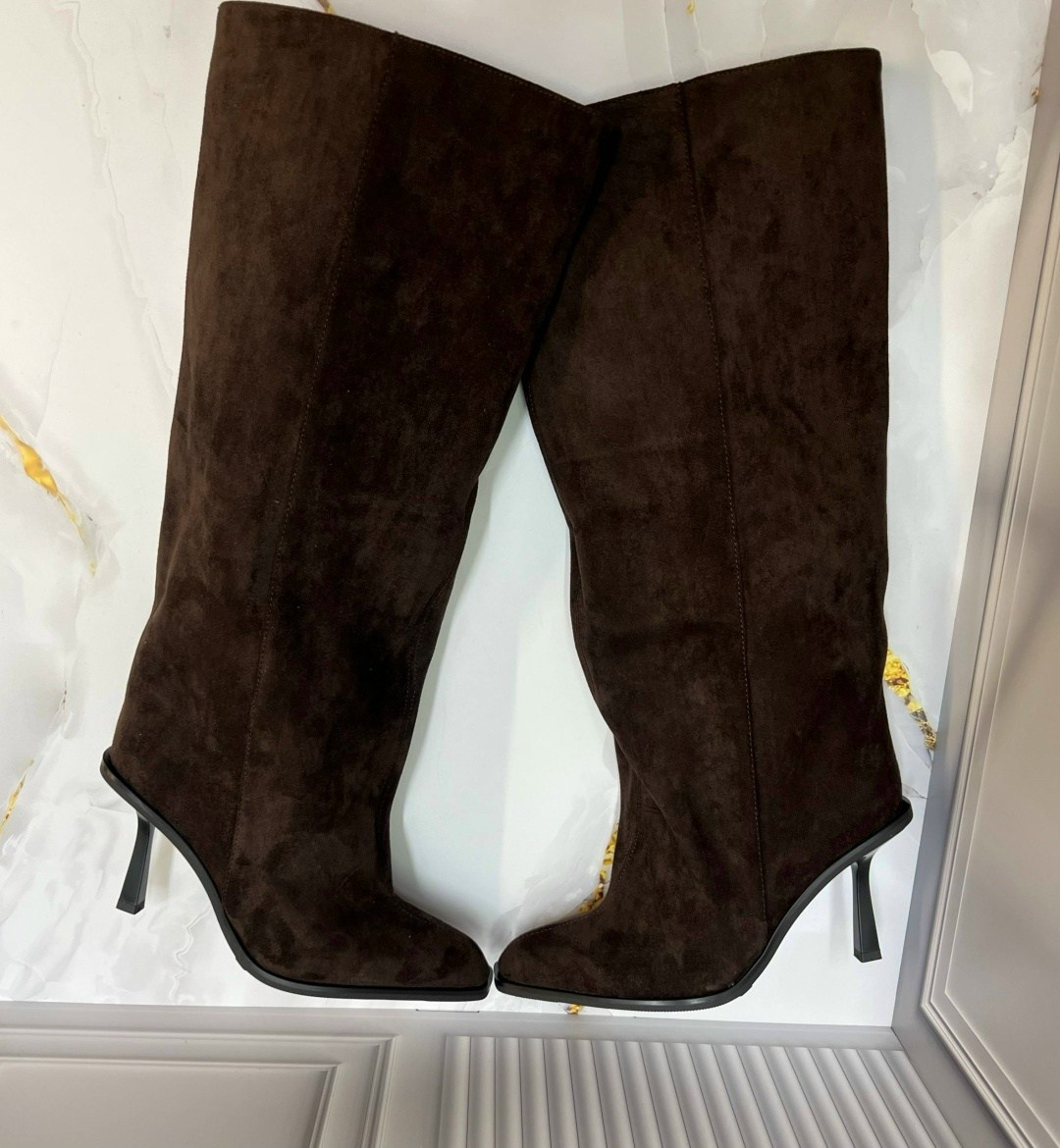 сапоги маскотт замшевые на каблуке,замшевые сапоги,демисезонные шоколадные коричневые сапоги высокие сапоги трубы ботфорты замшевые высокий каблук,сапоги,сапоги sylvia sam edelman черная замша