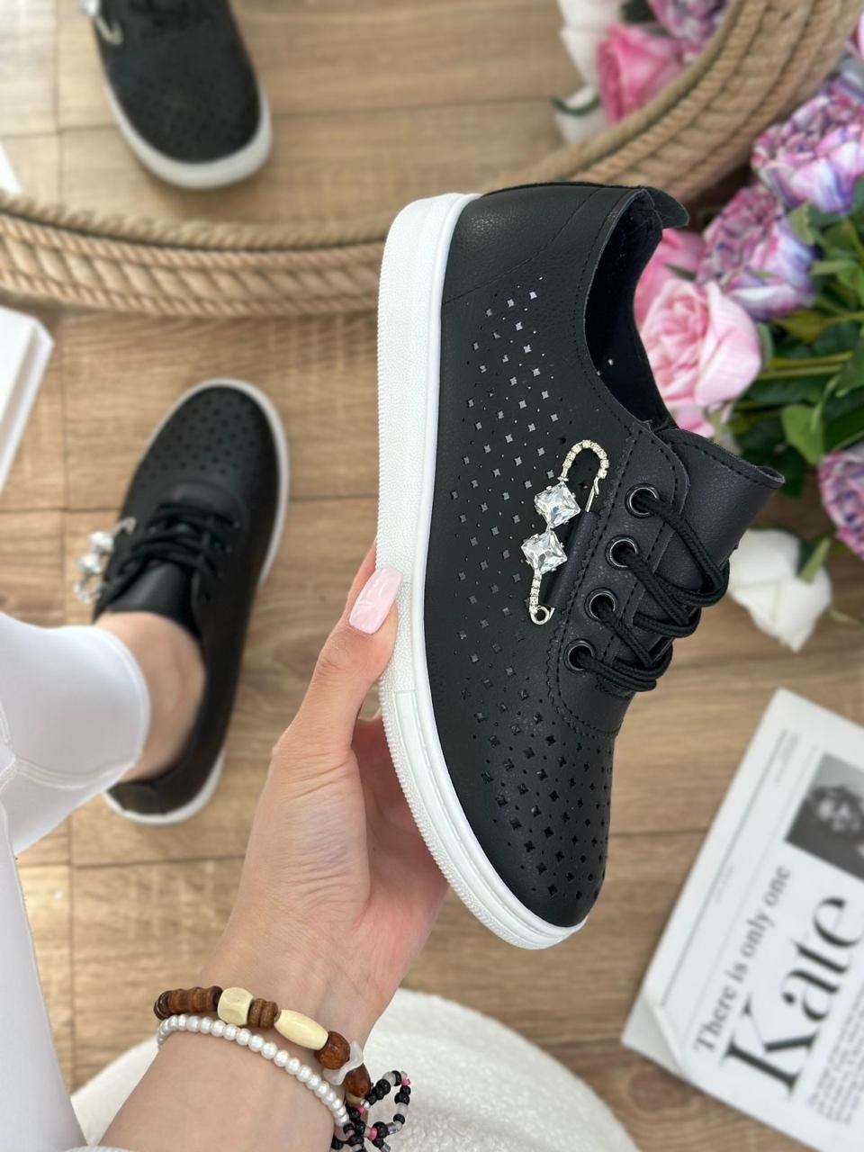 кеды эко кожа,белые кеды с перфорацией женские, кеды,кеды женски,слипоны с перфорацией