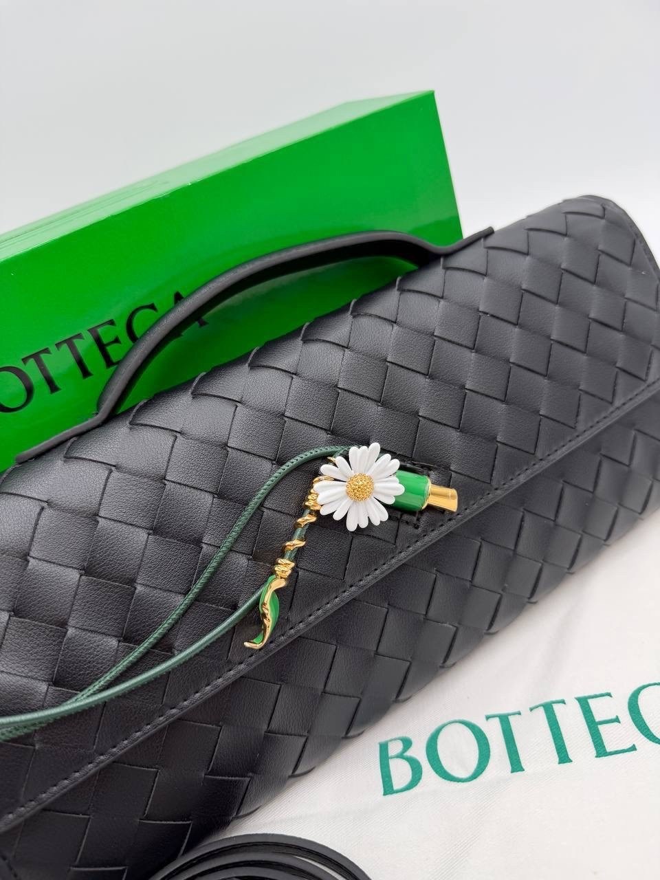 женский кожаный клатч bottega veneta andiamo черный,женская сумка bottega veneta,клатч bottega veneta,bottega veneta сумка,клатч bottega veneta andiamo