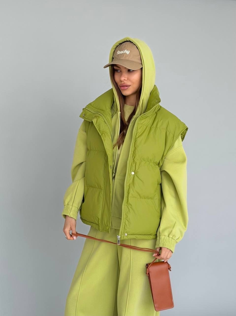 повседневная куртка,модная куртка,жилетка демисезонная,жилет на синтепоне,куртка женская