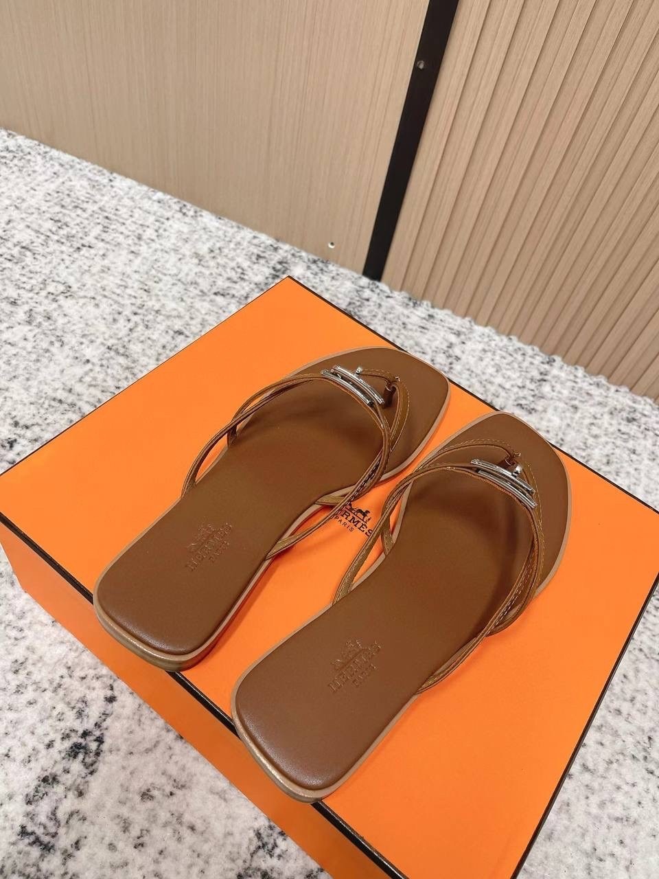 ,шлепанцы hermes,шлепки эрмес,шлепанцы женские,женские сандалии