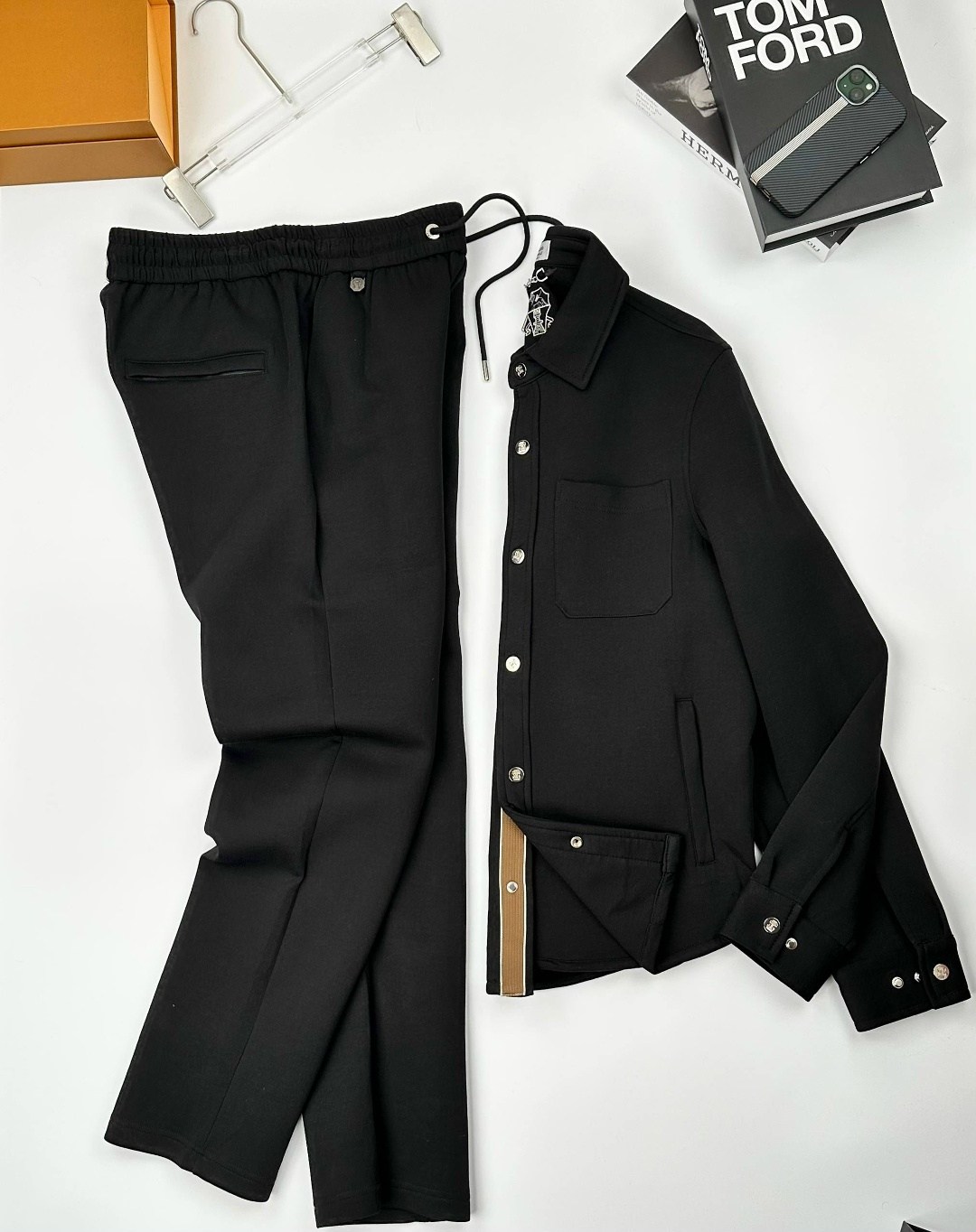 спортивный костюм brunello,костюм классический,спортивный костюм brunello cucinelli,мужской костюм на флисе