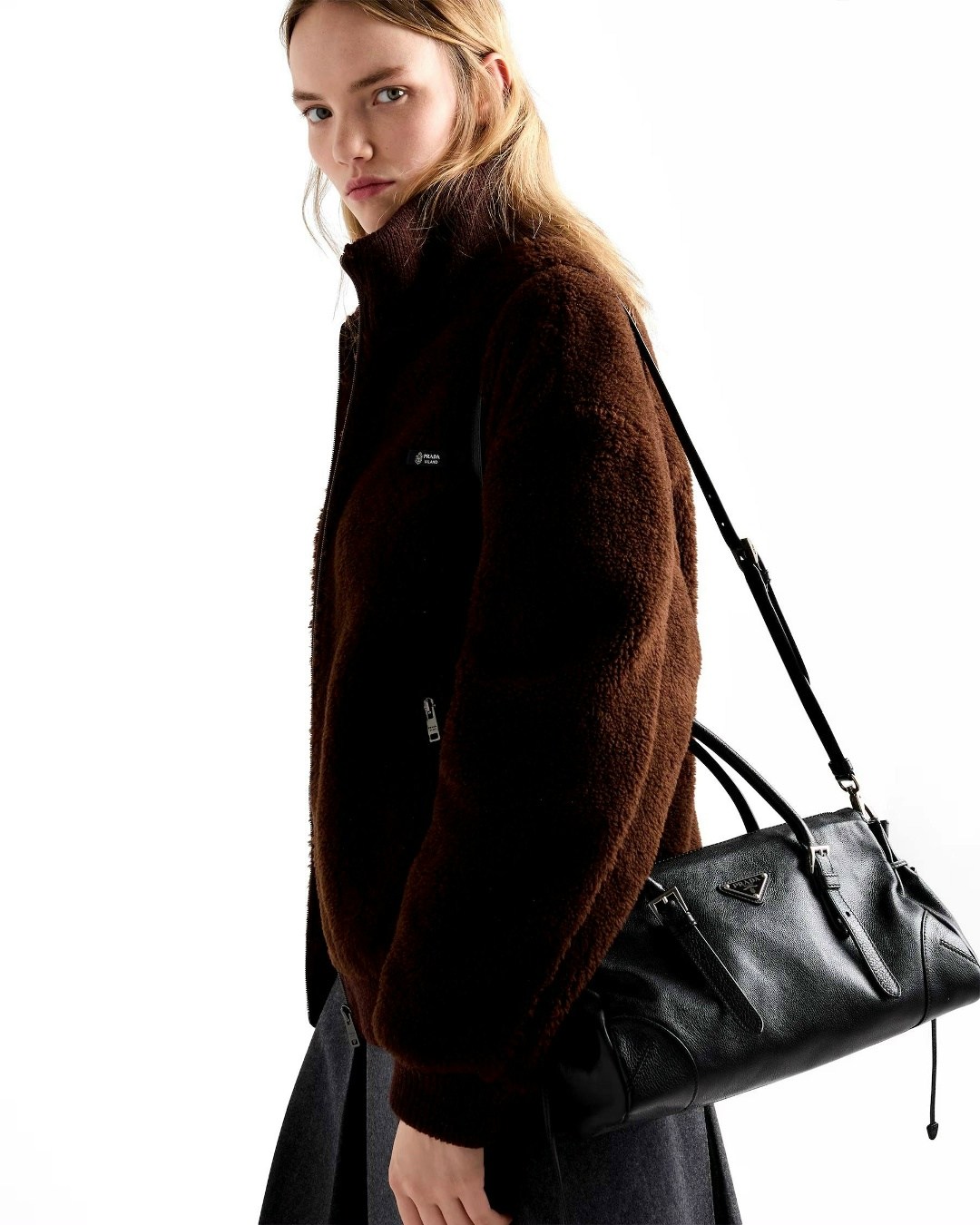 prada черная кожаная сумка тоут,сумка prada черная,сумка prada,женская сумка prada из натуральной кожи черный,прада сумка