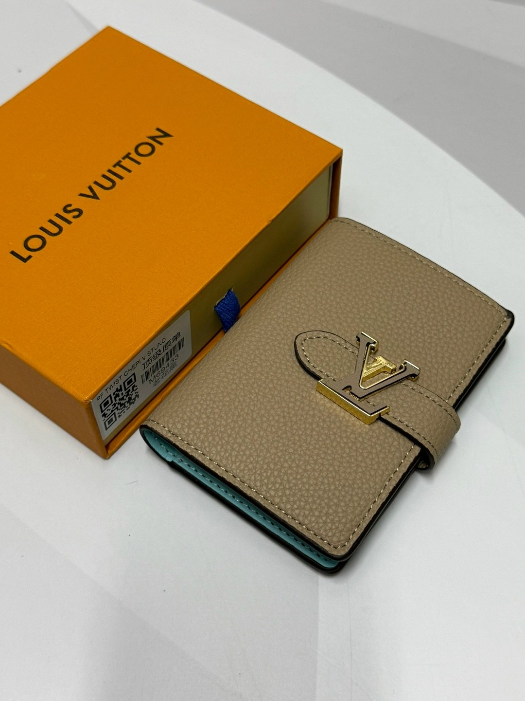 louis vuitton кошельки,обложка на паспорт louis vuitton,блокнот louis vuitton,кошелек louis vuitton новый,женские кошельки