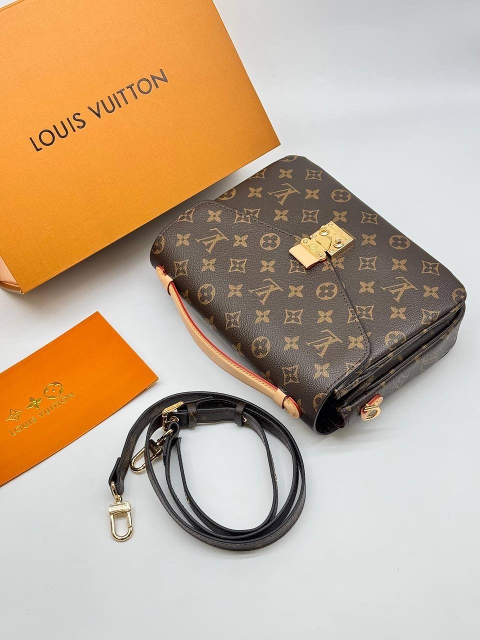 сумка louis vuitton pochette metis,сумка женская louis vuitton,сумка louis vuitton,сумка луи виттон,louis vuitton сумка на плечо