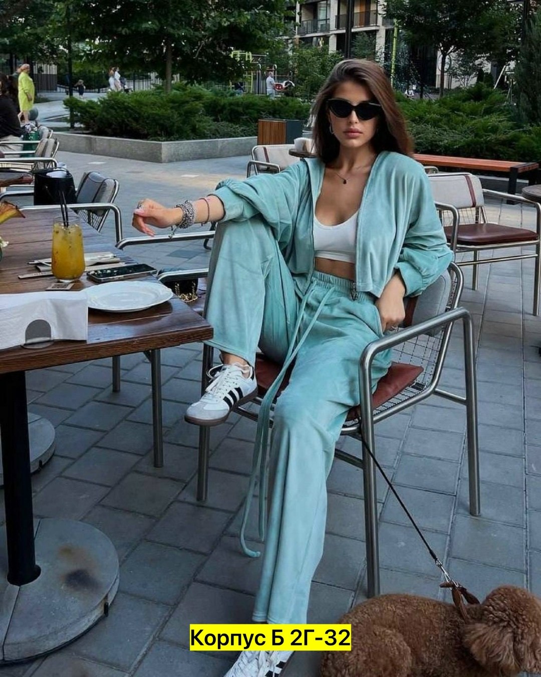 бархатный костюм,бархатный костюм женский,велюровый костюм,велюровый костюм женский,костюм женский велюр