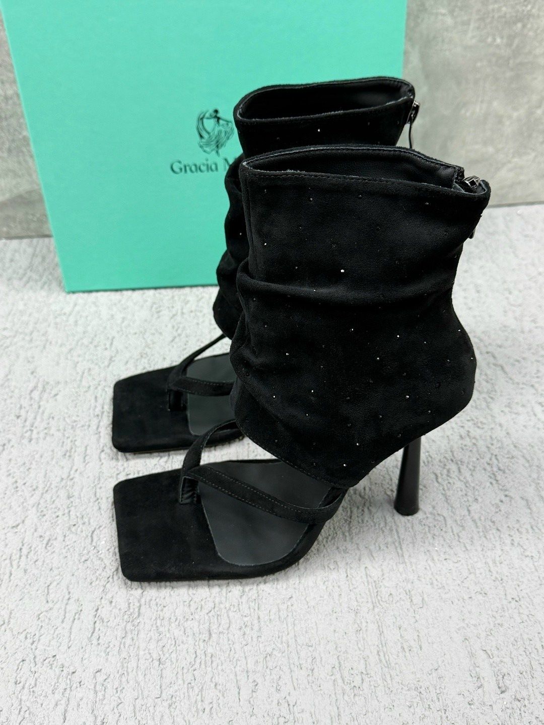 ,модные ботильоны,модная ,сапоги,босоножки на каблуках