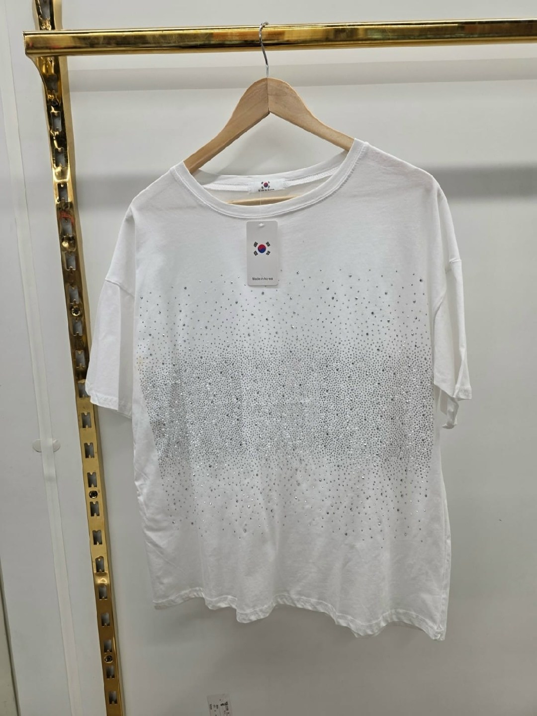 женская футболка,футболки модные,футболка оверсайз со стразам,футболки белые,летние футболки